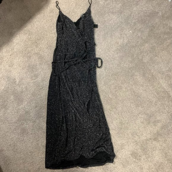 NWT: Lulu's Celestial Black and Silver Sparkly Wrap Maxi Dress | Size: L - Picture 5 of 8